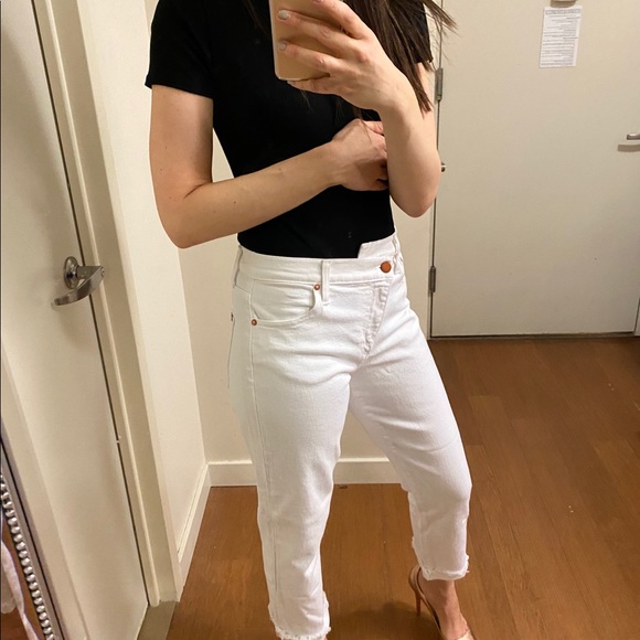Alice + Olivia Slim Fit Jeans - Picture 6 of 8